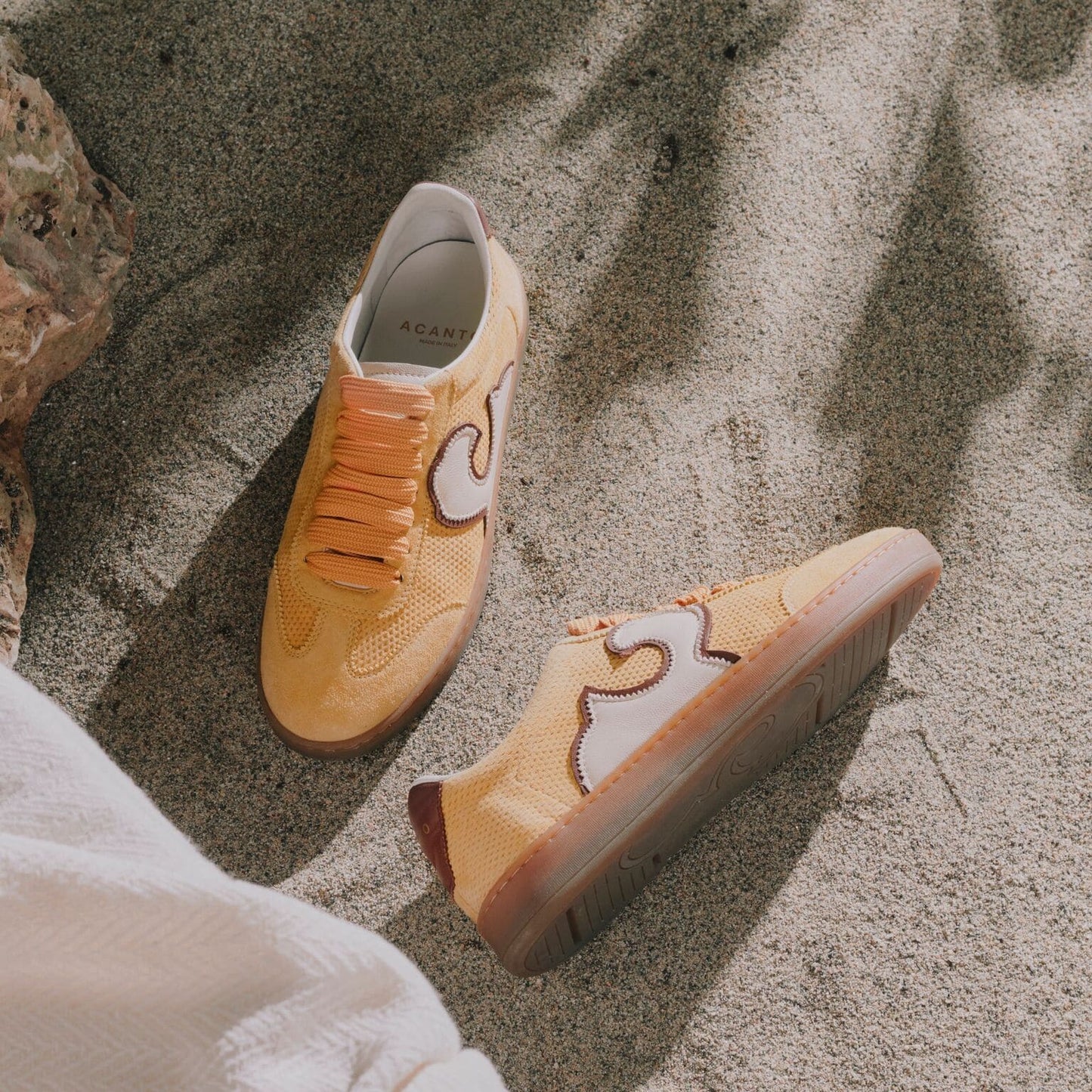 Acanto Summer Trama Amber